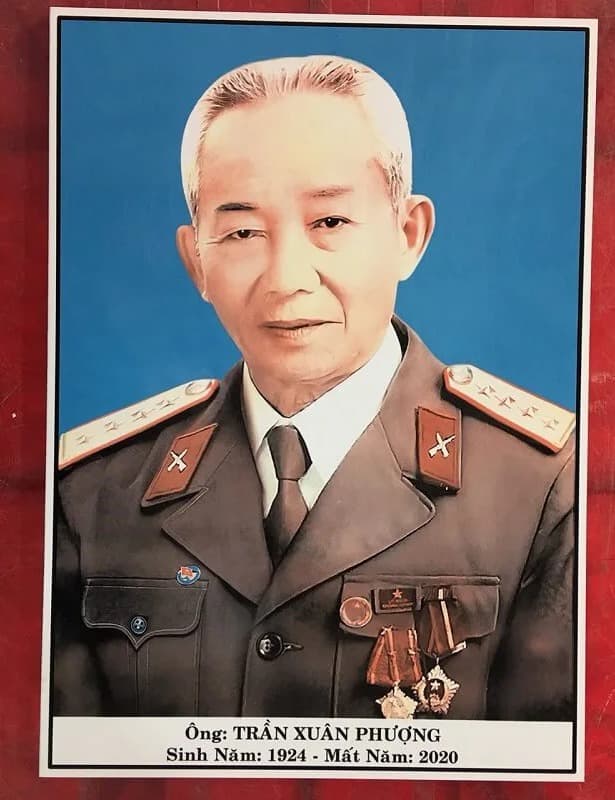 Ảnh Thờ Men Gốm
